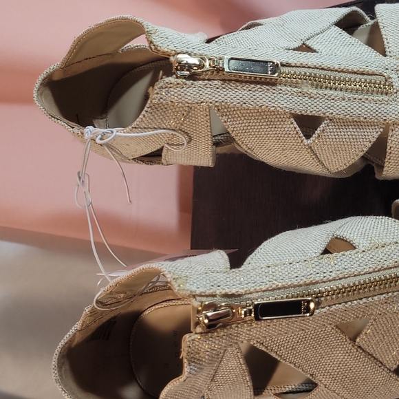 Wedges - Picture 5 of 5